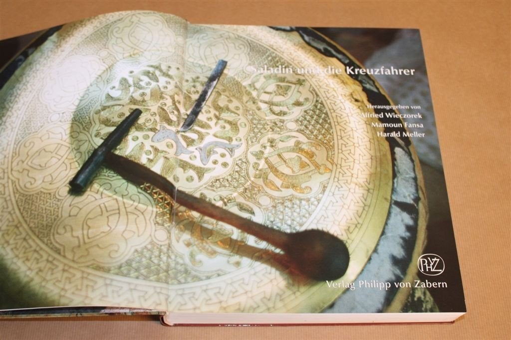 Kruistochten & Saladin — Historische Tentoonstelling [DE], Ophalen of Verzenden, Zo goed als nieuw, Europa