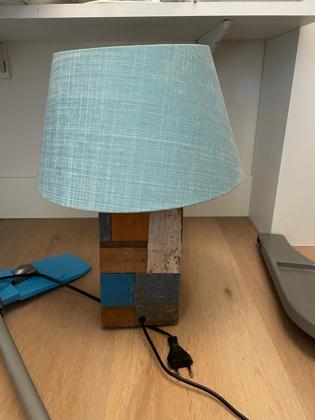 Leuke lamp met kap gratis af te halen, Ophalen, Gebruikt, Meerkleurig, Sfeerlamp