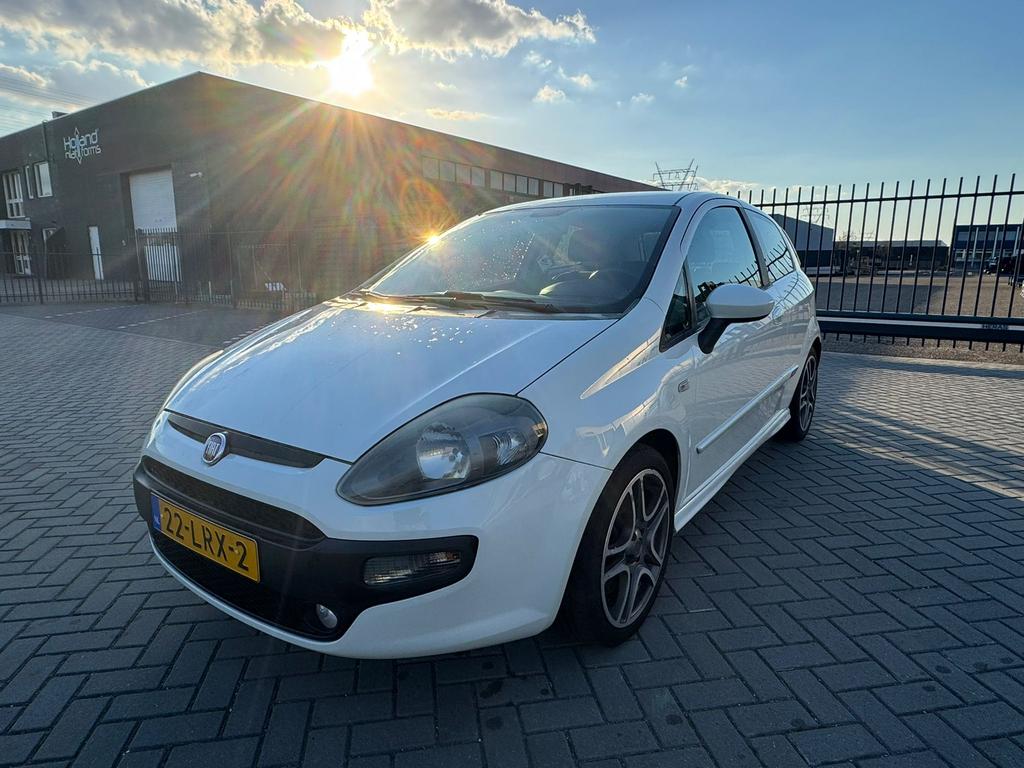 Fiat Punto Evo 1.4 Multiair Sport 135 PK 2010 APK NAP, Auto's, Fiat, Voorwielaandrijving, 135 pk, Zwart, 4 cilinders