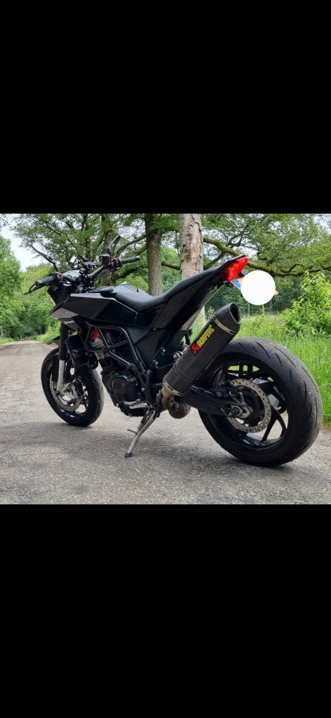Husqvarna Nuda 900, Particulier, Naked bike