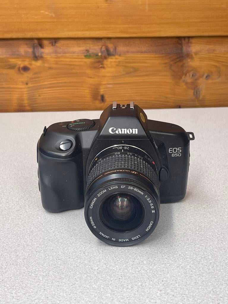 Canon EOS 850, Ophalen of Verzenden, Zo goed als nieuw, Spiegelreflex, Canon