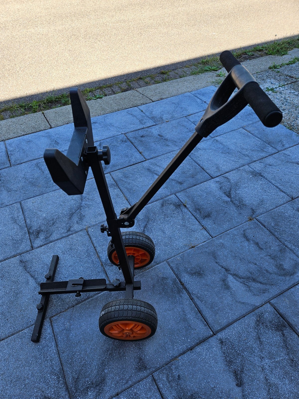 Buitenboordmotor trolley / standaard, Ophalen, Zo goed als nieuw