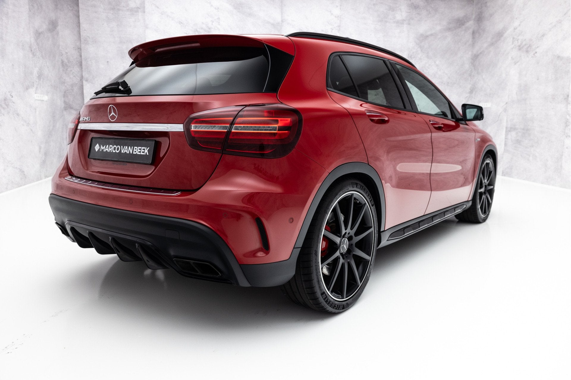Mercedes-Benz GLA AMG 45 4MATIC 381 PK Premium+ | Pano | Spo, Auto's, Automaat, 12 maanden, Gebruikt, 4 cilinders