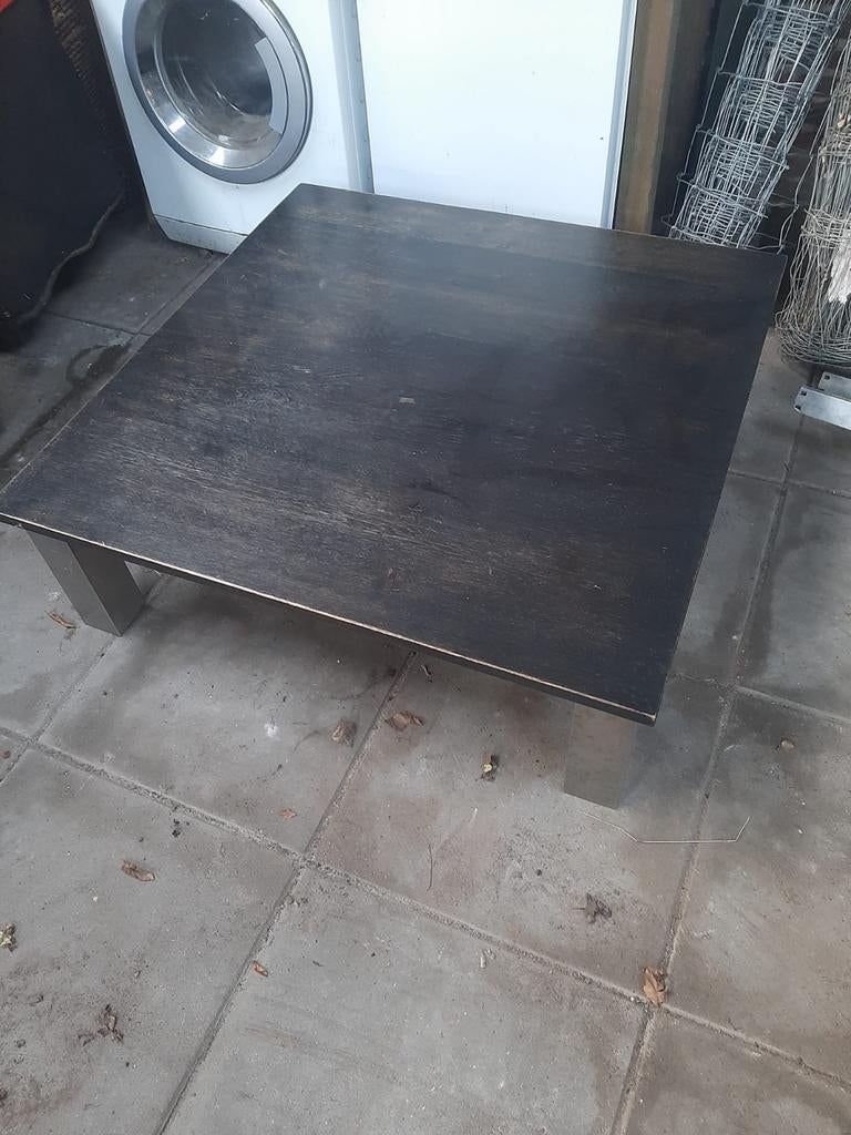 Robuuste vierkante salontafel - Donker hout, Huis en Inrichting, Tafels | Salontafels, Ophalen, Gebruikt, 50 tot 100 cm, Vierkant