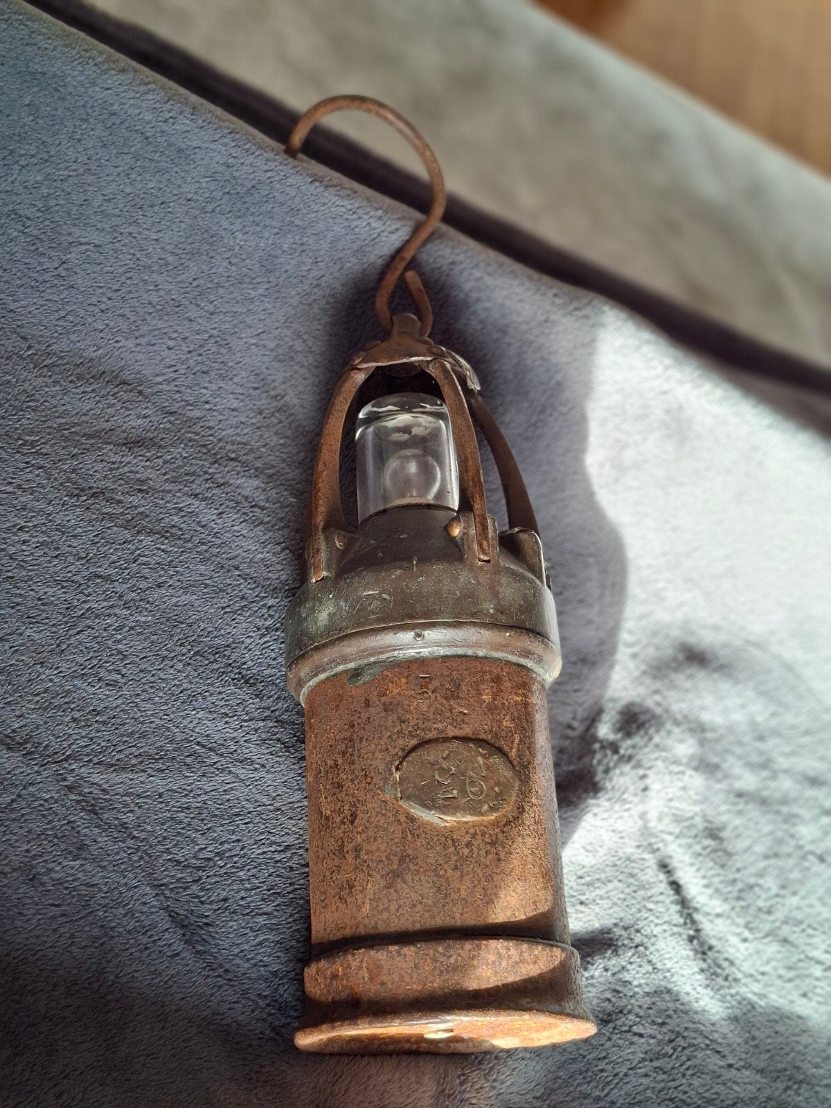 oude mijnlamp, Ophalen
