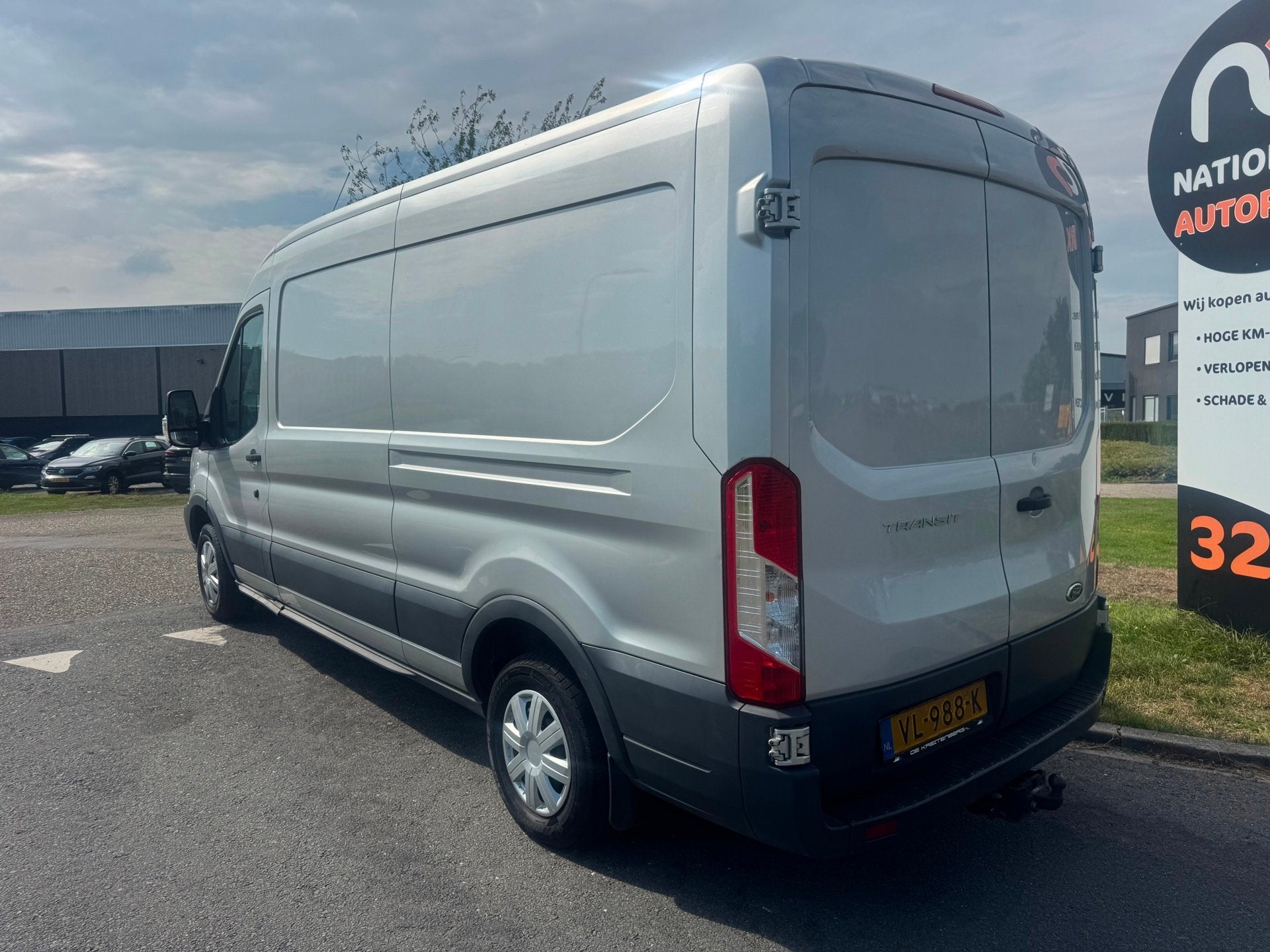 Ford Transit | 2015 | 310 2.2 TDCI L3H2 Trend | APK, Voorwielaandrijving, Euro 5, 101 pk, Gebruikt