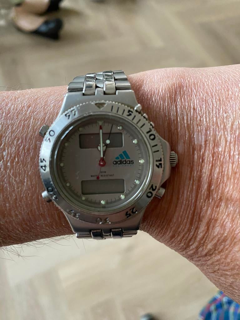 Adidas Horloge - Stijlvol en Functioneel Polshorloge, Gebruikt, Staal, Polshorloge, Ophalen