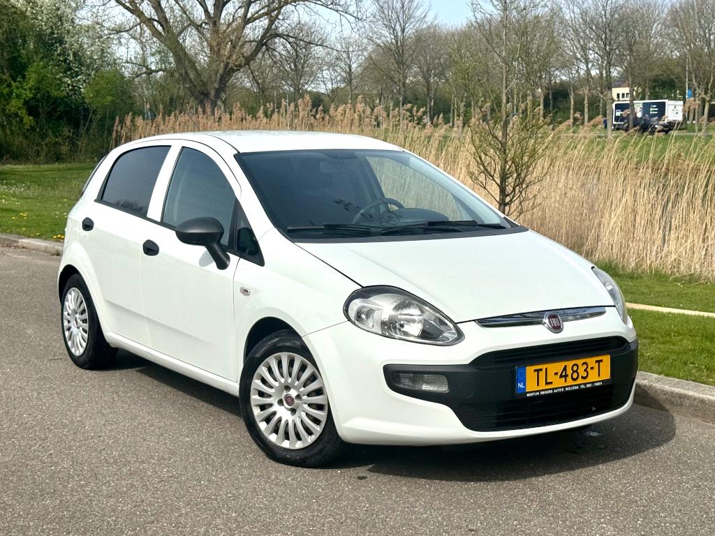 Fiat Punto EVO 1.4 Business | 5DR | APK | Service | Airco |, Auto's, Voorwielaandrijving, 4 cilinders, 400 kg, Wit