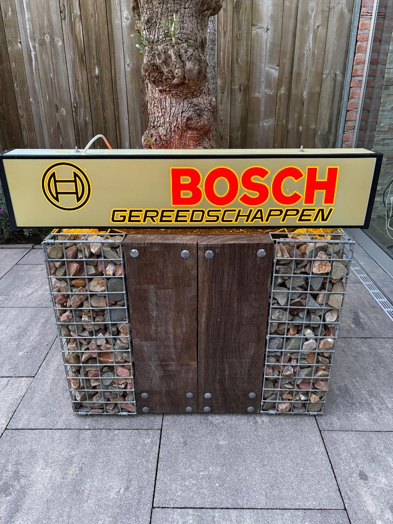 Vintage Bosch lichtreklame 230v, Verzamelen, Merken en Reclamevoorwerpen, Ophalen of Verzenden, Gebruikt, Lichtbak of (neon) lamp