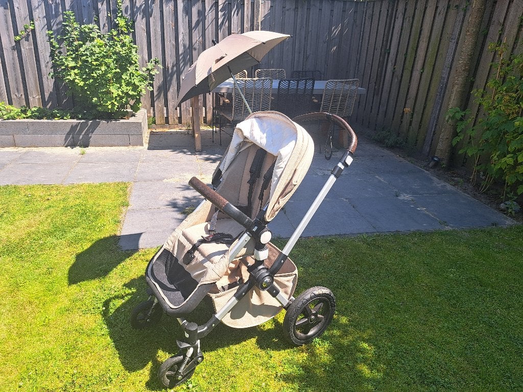 Bugaboo kinderwagen met parasol, Ophalen, Bugaboo, Zo goed als nieuw, Combiwagen