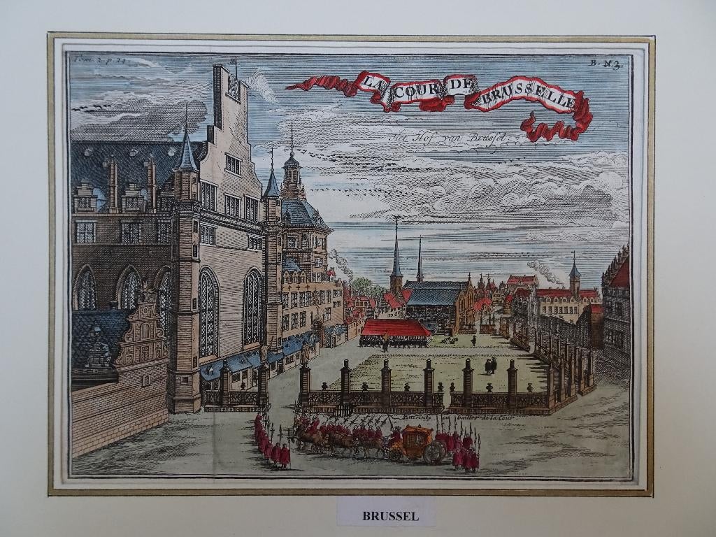 gravure kleur Het Hof van Brussel met koets, Harrewijn, 1712, Antiek en Kunst, Verzenden, Architectuur, Gravure, Origineel