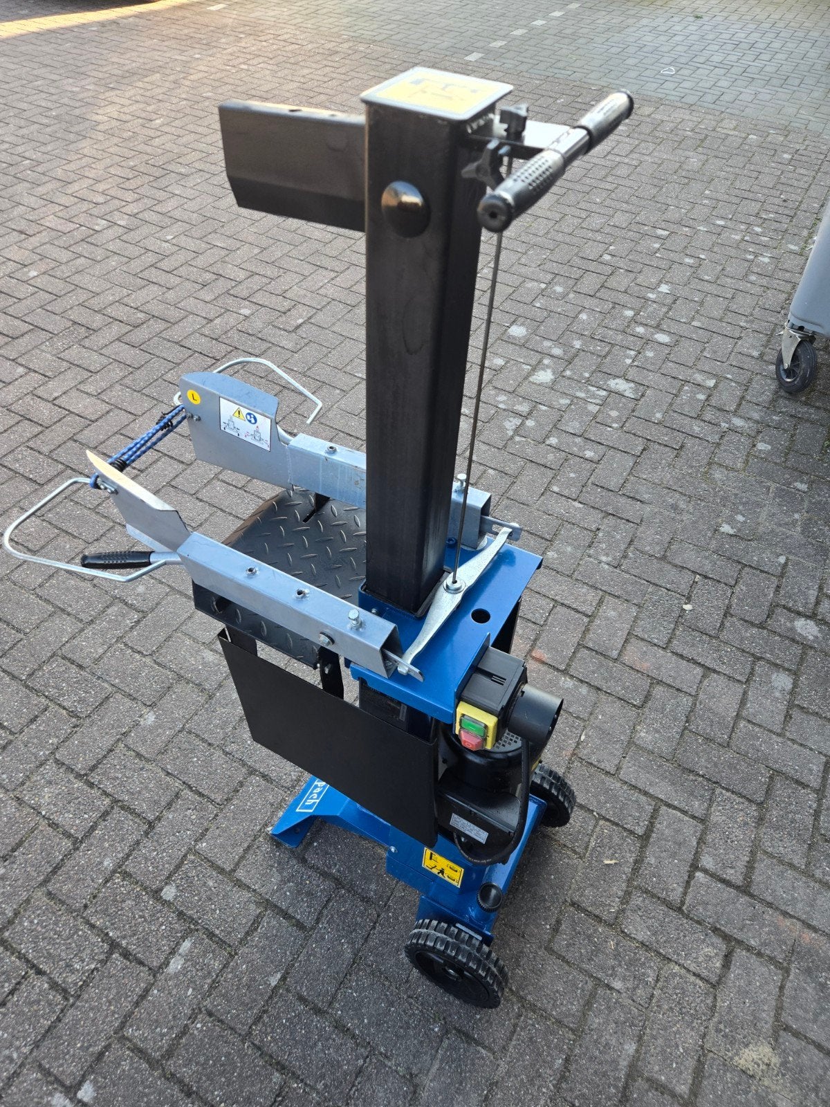 De Scheppach houtklover HL730 op 220, Ophalen