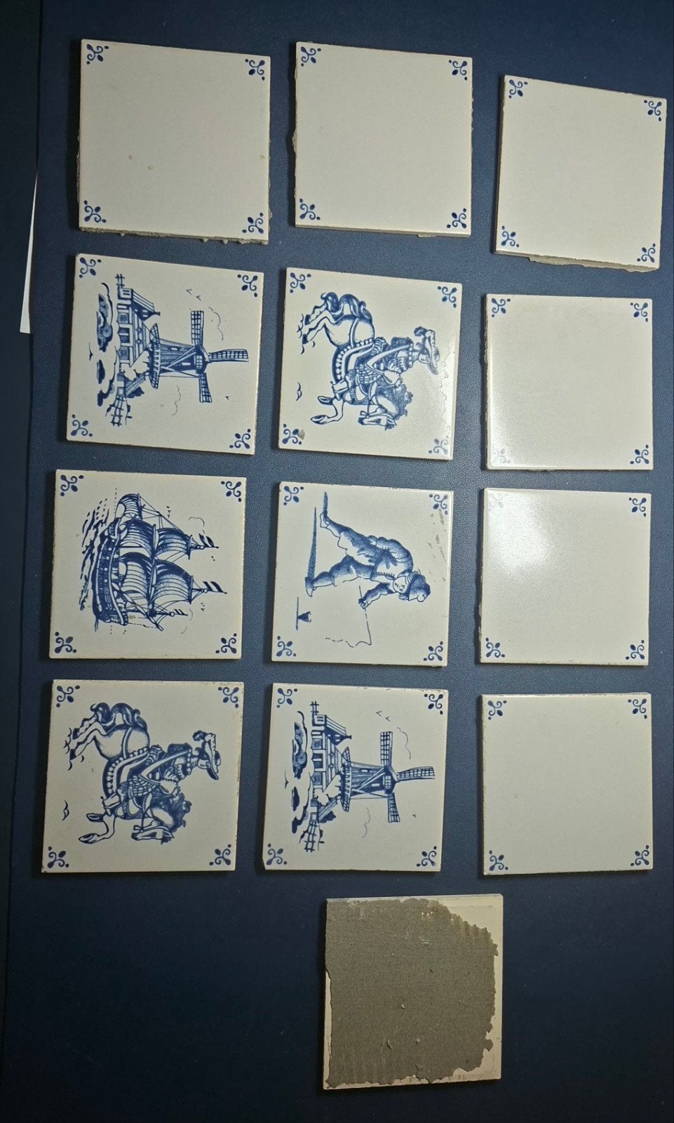 Set van 13 Delfts Blauwe Tegels met Diverse Afbeeldingen, Ophalen of Verzenden