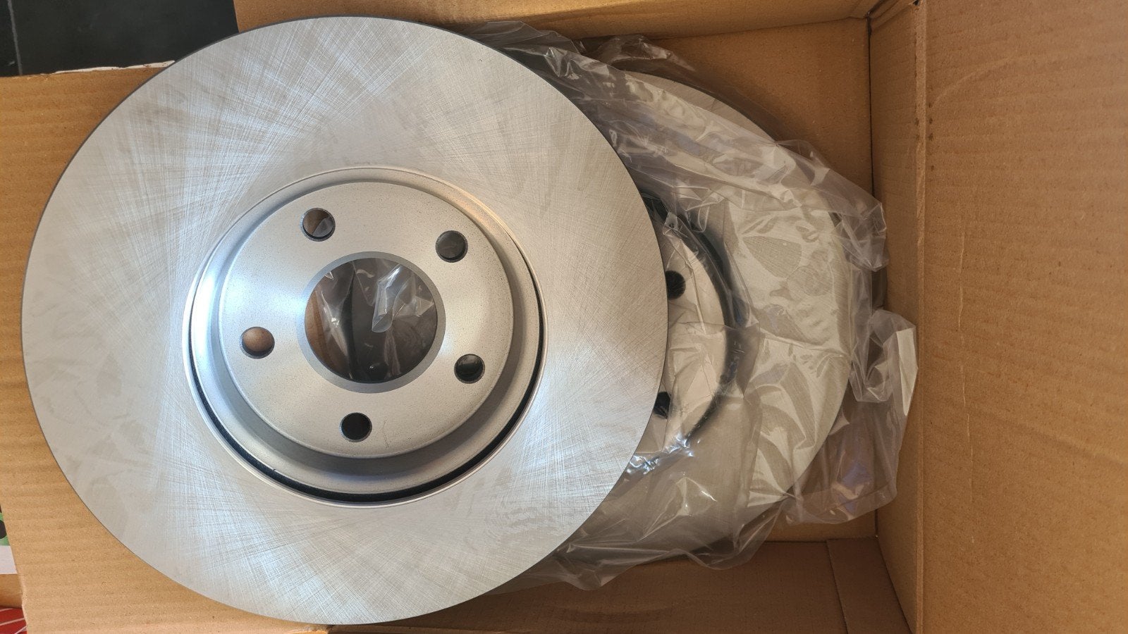 remschijf febi geventileerd voor oa.ford focus 3 volvo C70, Auto-onderdelen, Remmen en Aandrijving, Ophalen of Verzenden, Nieuw