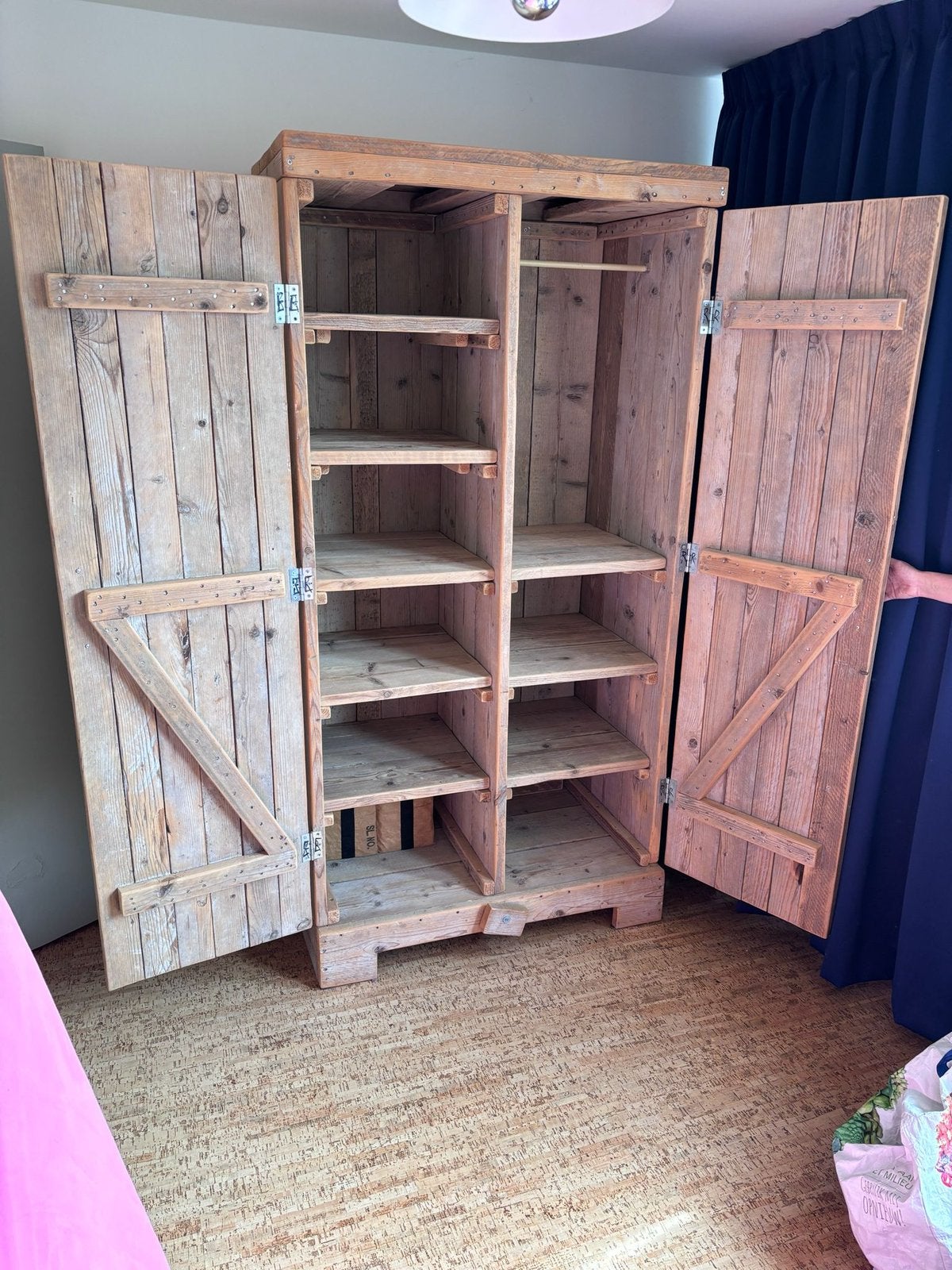 Kledingkast, Huis en Inrichting, Ophalen, Met deur(en), 100 tot 150 cm, 200 cm of meer