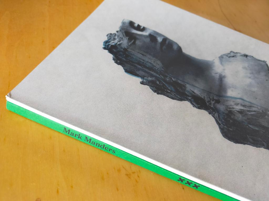 Mark Manders - Rokin Fontein (ontwerp en 'the making of'), Ophalen of Verzenden, Zo goed als nieuw, Beeldhouwkunst