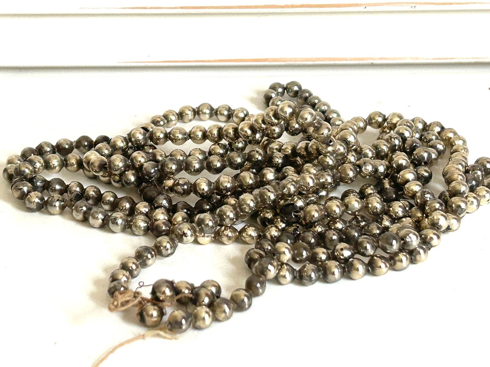 Antiek glazen kerstboom kralenketting zilver 270 cm, Ophalen