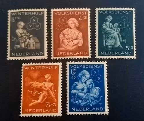 Nederland 1944 - nvph 423-427 - Winterhulp  plakkerafdruk, Postzegels en Munten, Postzegels | Nederland, Ophalen of Verzenden