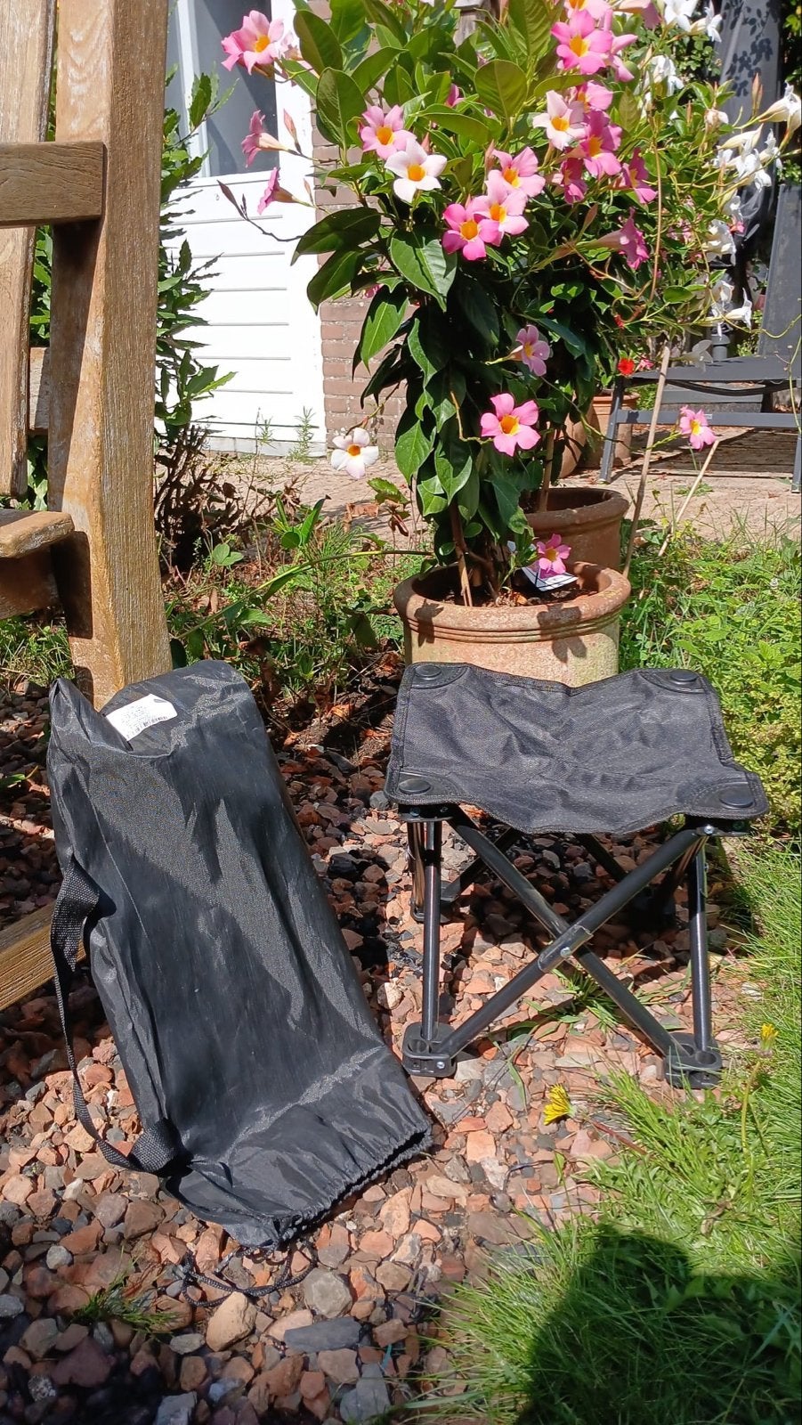 Lichtgewicht opvouwbaar krukje met tas - 30 cm hoog, Ophalen, Zo goed als nieuw, Campingstoel