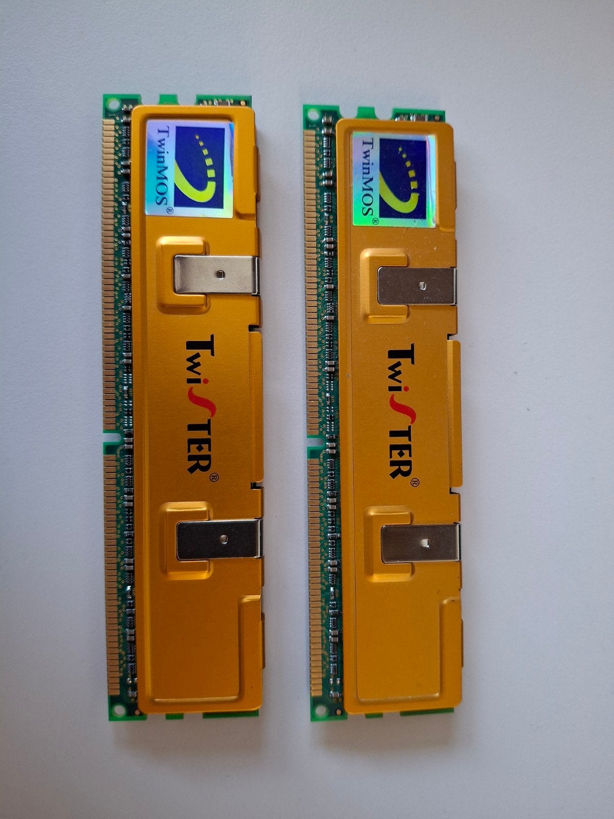 TwinMOS Twister DDR PC3200 256MB RAM Geheugen (2 stuks), Ophalen of Verzenden, DDR, Desktop, Gebruikt