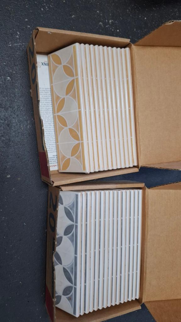 Gratis af te halen: Sphinx striptegel (diverse kleuren), Ophalen, Gebruikt, Minder dan 20 cm, Minder dan 20 cm