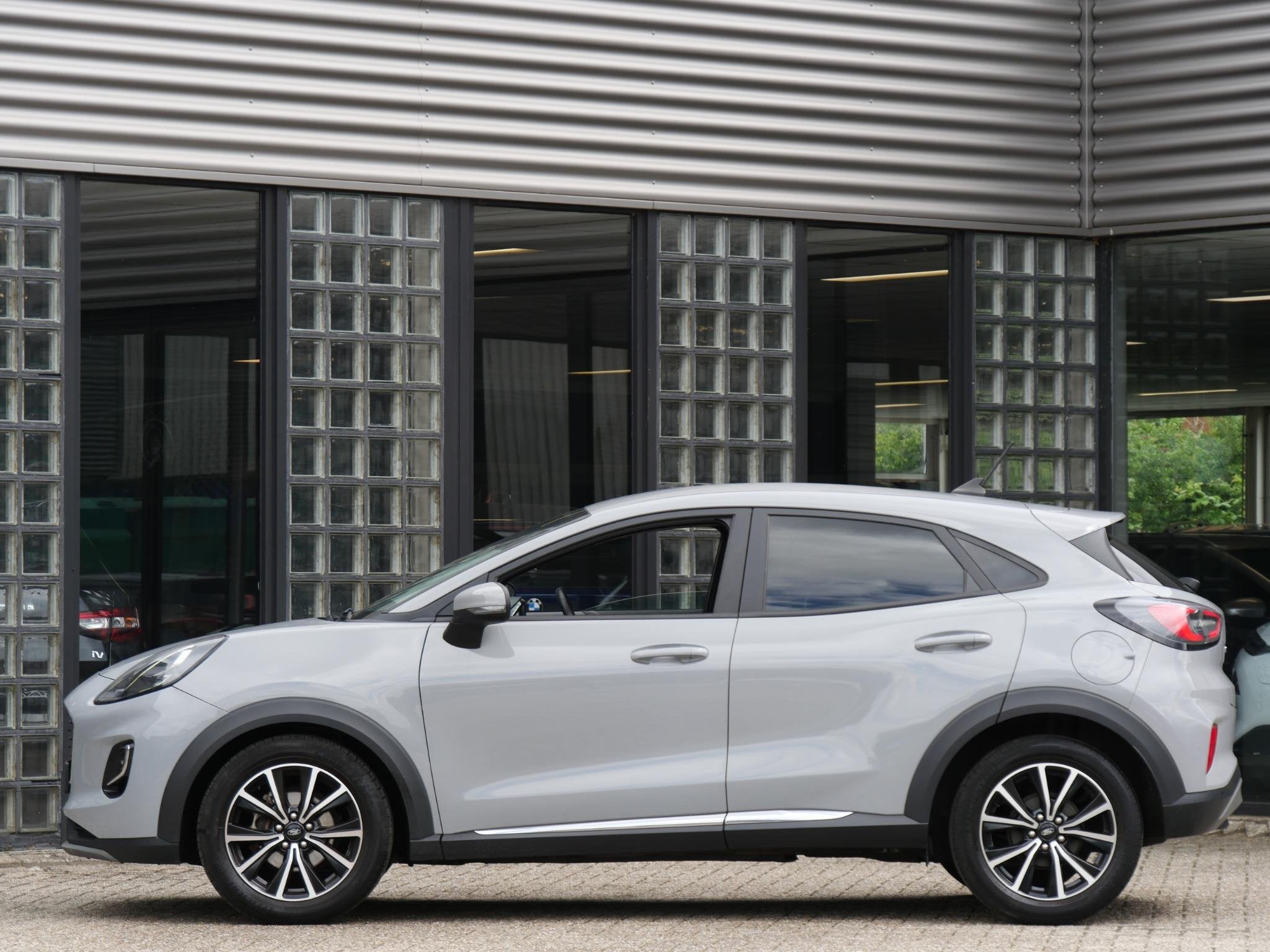 Ford Puma 1.0 HYBRID TITANIUM/ WINTER PACK/ GREY MATTER, Auto's, Voorwielaandrijving, Euro 6, Hybride Elektrisch/Benzine, 3 cilinders