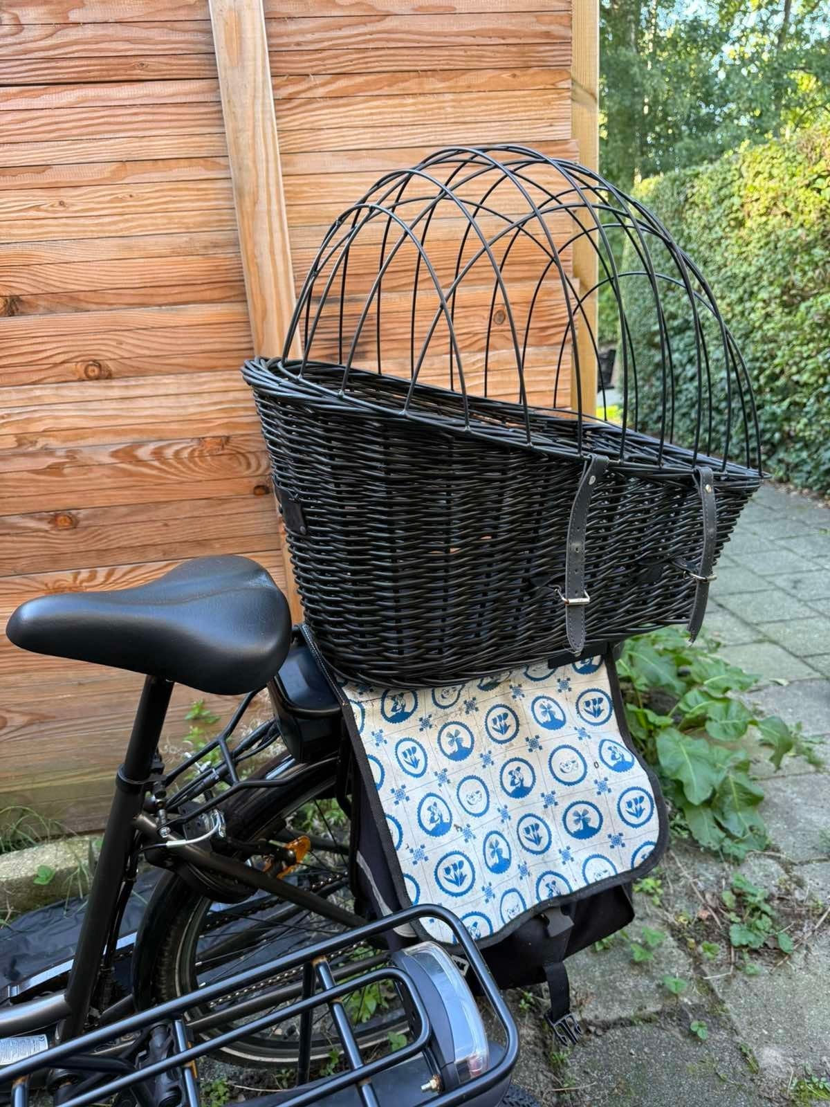 Hondenfietsmand met beschermkap en zacht kussen, Ophalen of Verzenden, Hondenkar
