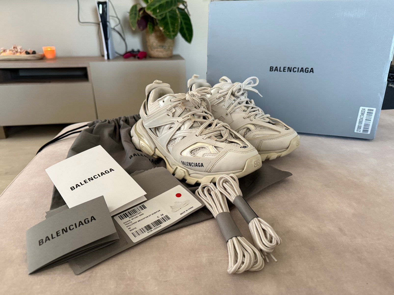 Balenciaga Track 38, Ophalen of Verzenden, Zo goed als nieuw, Zwart, Sneakers of Gympen