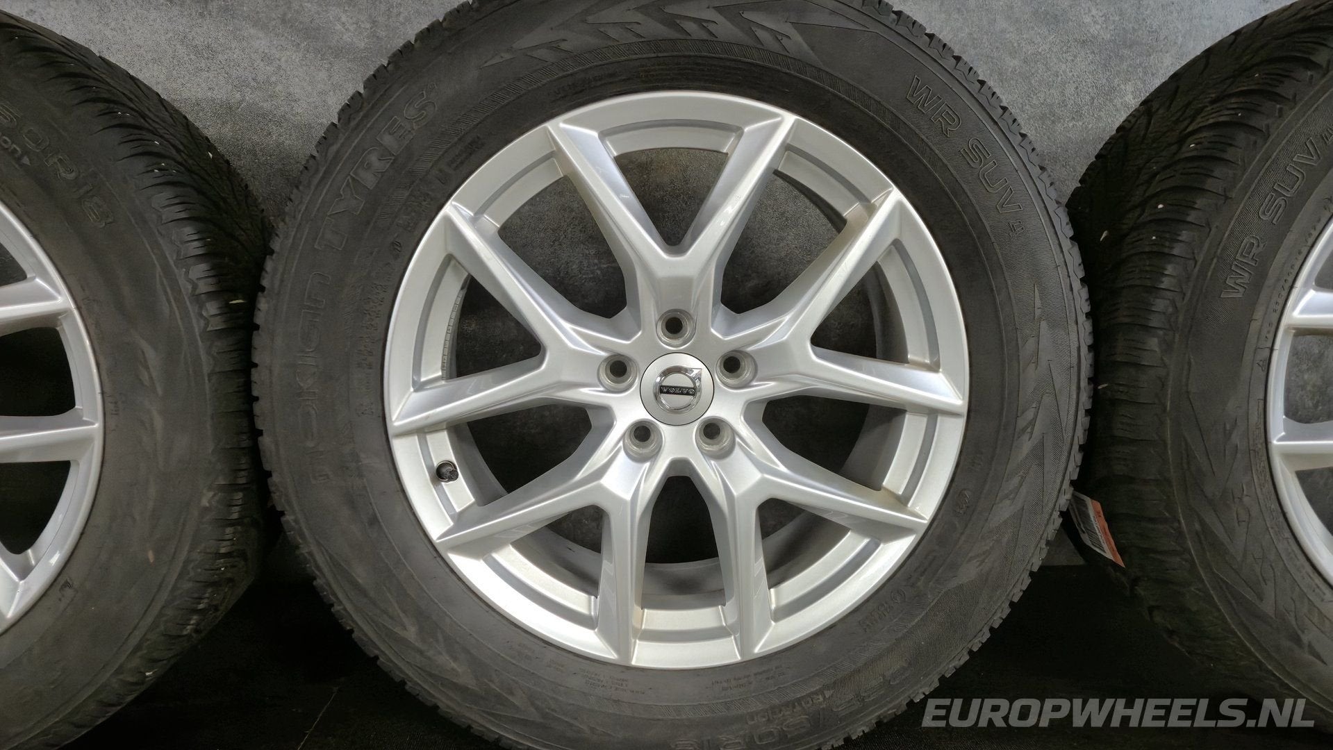 18 inch Volvo XC60 XC90 velgen winterbanden 31423851, 18 inch, Gebruikt, -, -