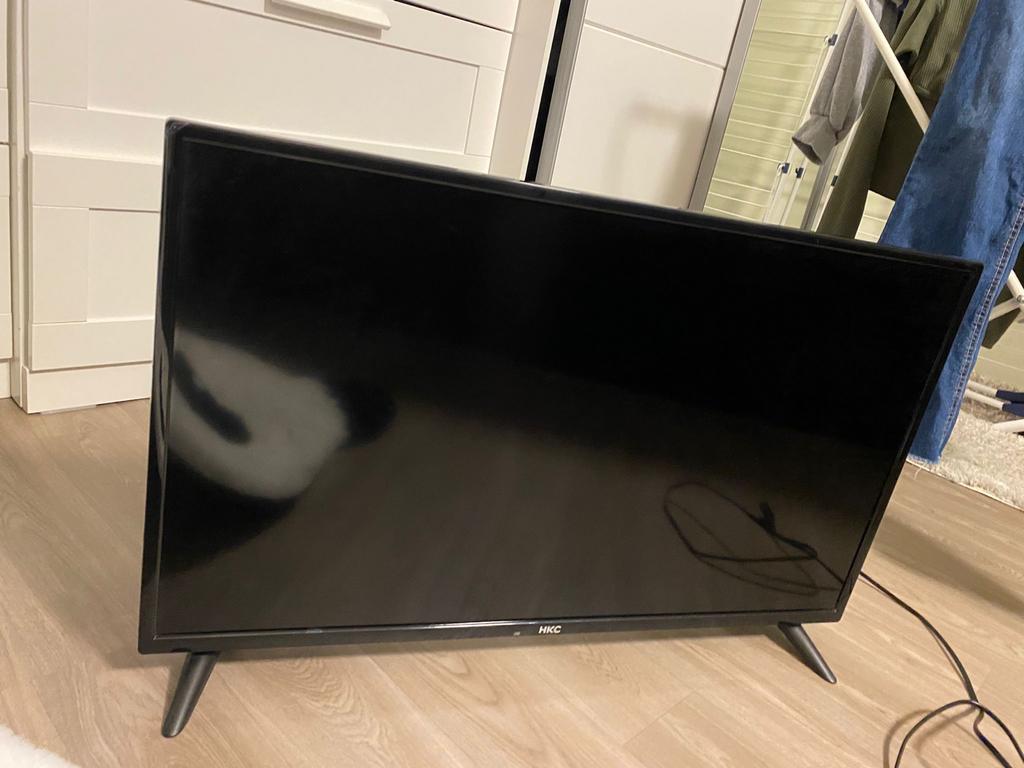 HKC TV 32 inch, LED, 50 Hz, HD Ready (720p), Zo goed als nieuw