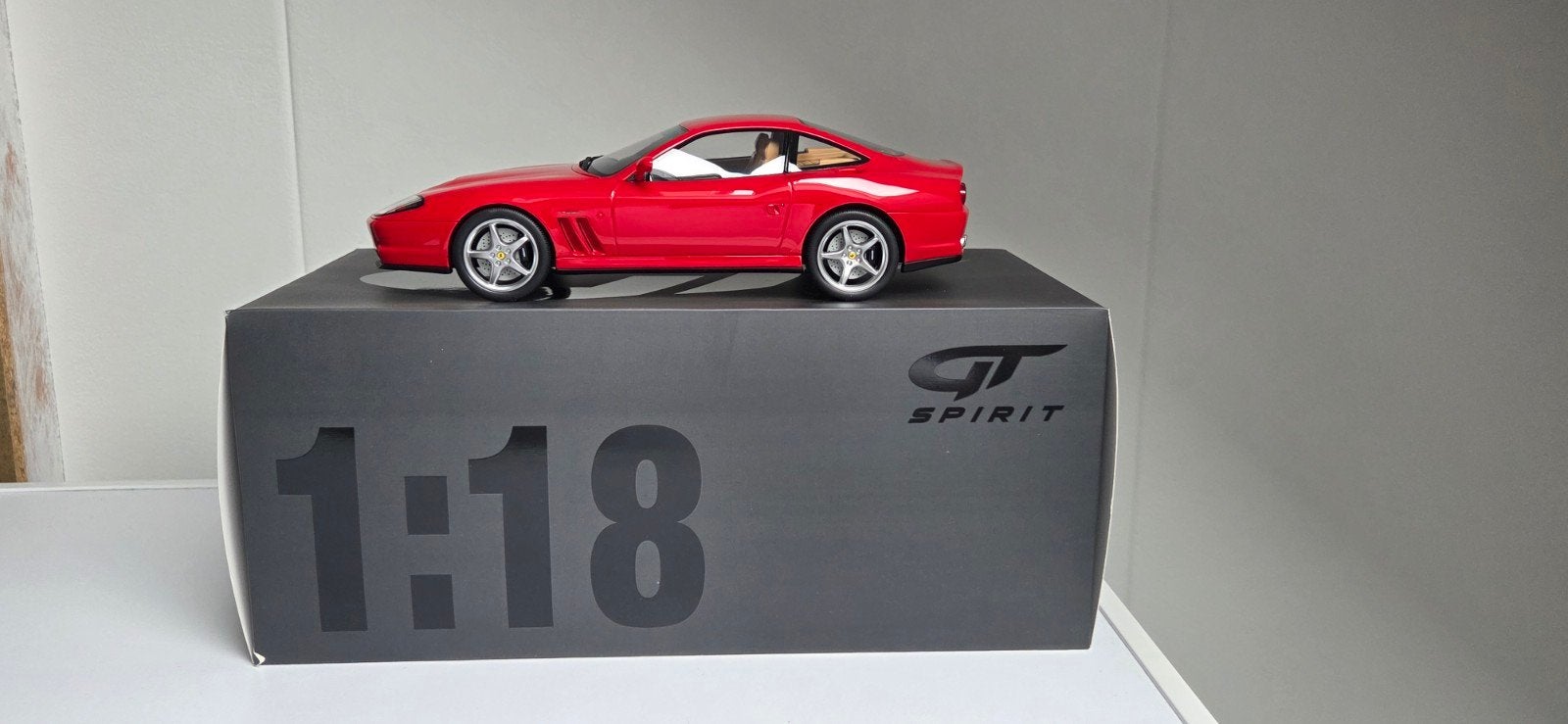 Ferrari 550 Maranello GT SPIRIT 1/18, Hobby en Vrije tijd, Ophalen of Verzenden, Zo goed als nieuw, Auto, Overige merken
