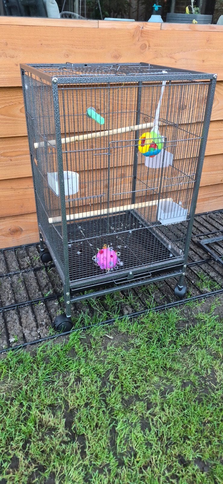 vogelkooi parkieten kooi papegaaien kooi, Ophalen, Zo goed als nieuw, Metaal, Vogelkooi