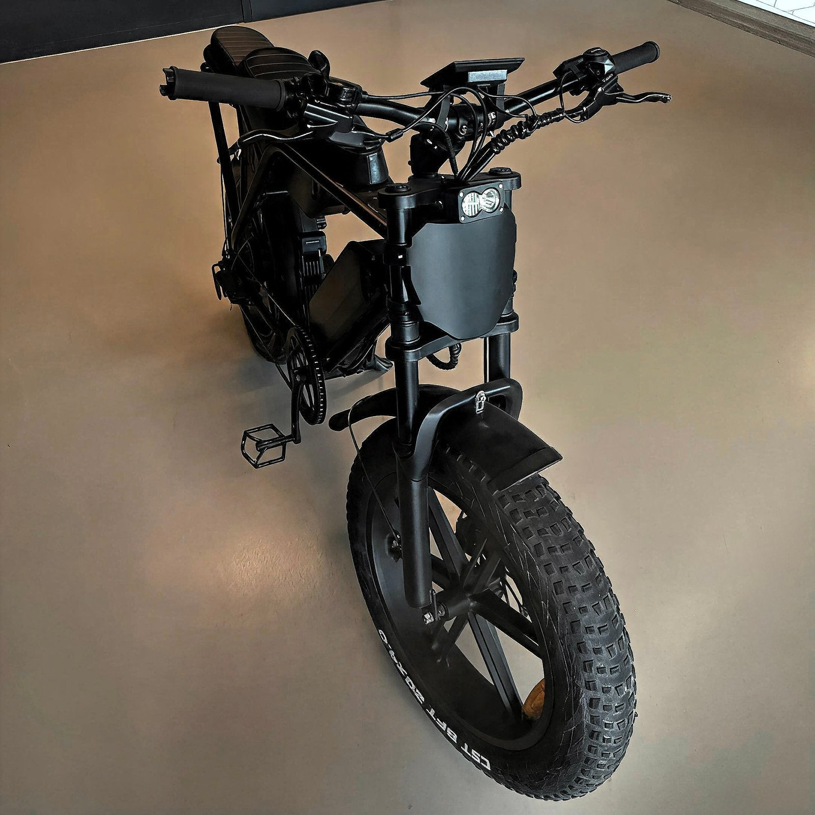 Upgraded Ouxi V8 Fatbike – Dual Battery & Custom, Ophalen, Zo goed als nieuw, 30 tot 50 km per accu, Overige merken