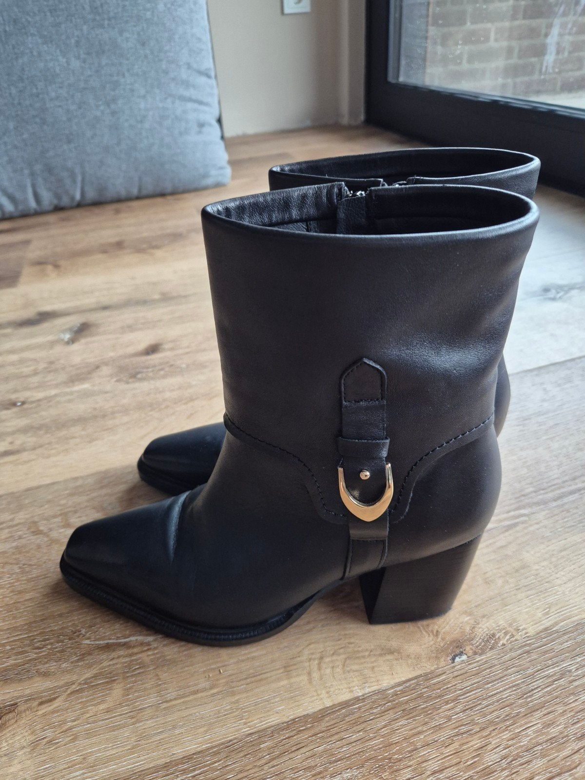 Zwarte leren enkellaarzen Manfield maat 38, hakhoogte 6 cm, Zwart, Lage of Enkellaarzen, Ophalen of Verzenden, Zo goed als nieuw