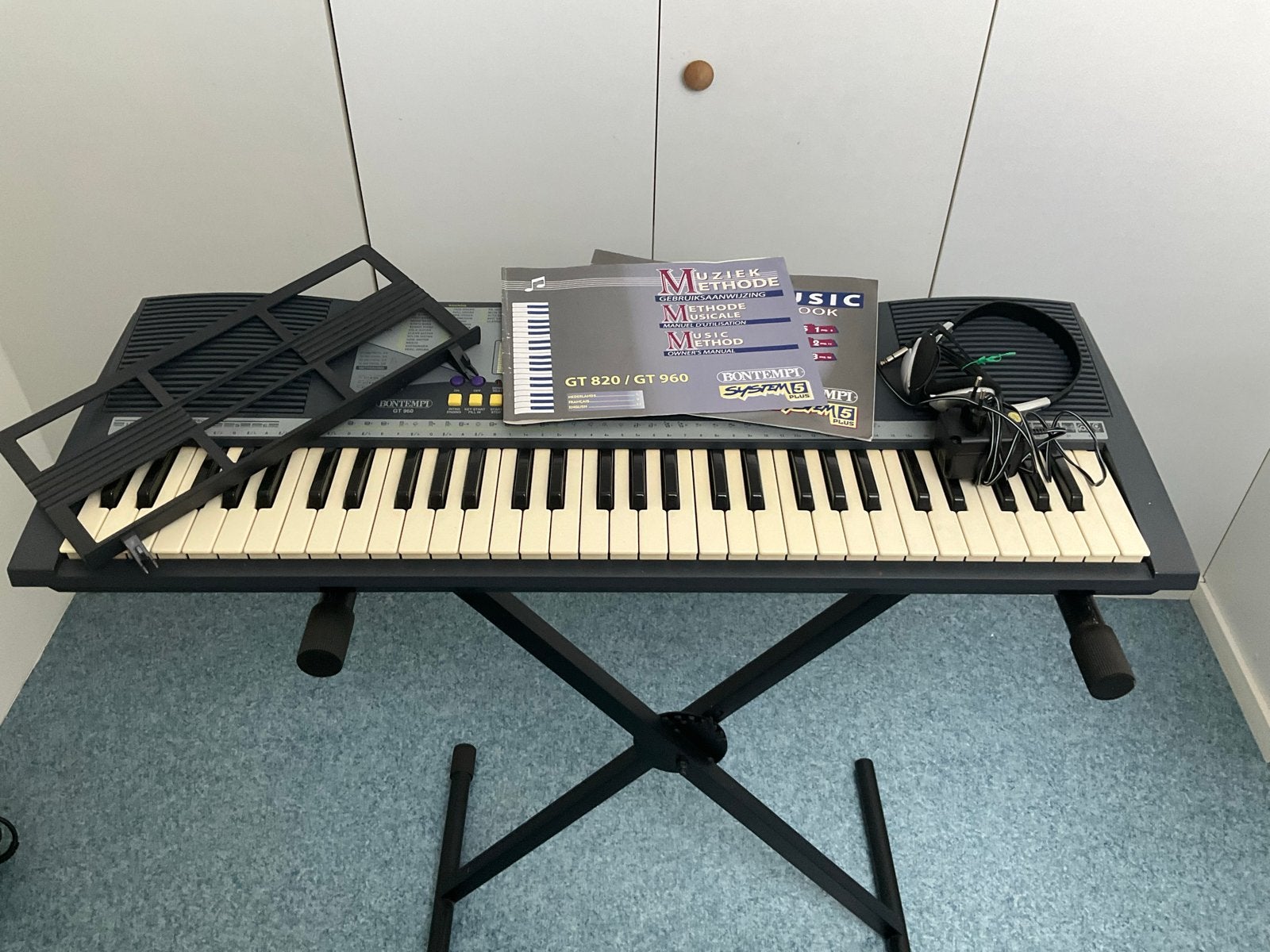 Bontempi GT 820/GT 960 Keyboard met standaard en koptelefoon, Muziek en Instrumenten, Aanslaggevoelig, Ophalen, Overige merken
