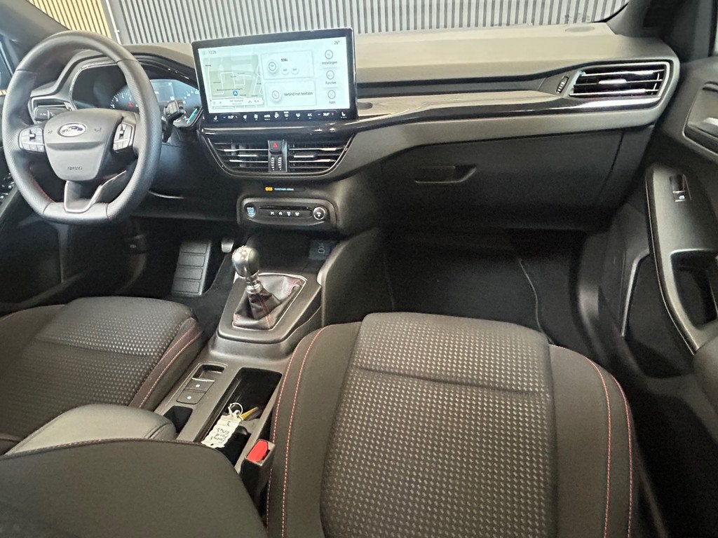Ford Focus Wagon 1.0 EcoBoost Hybrid ST Line ACC|Applecarpla, Gebruikt, Met garantie (alle), 19 km/l, Hybride Elektrisch/Benzine