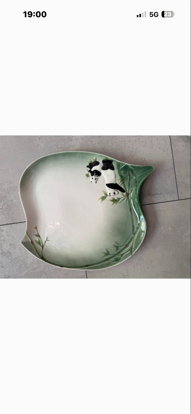 Decoratieve schaal met panda's en bamboe, Huis en Inrichting, Aziatisch, Keramiek, Ophalen of Verzenden, Schaal of Schalen