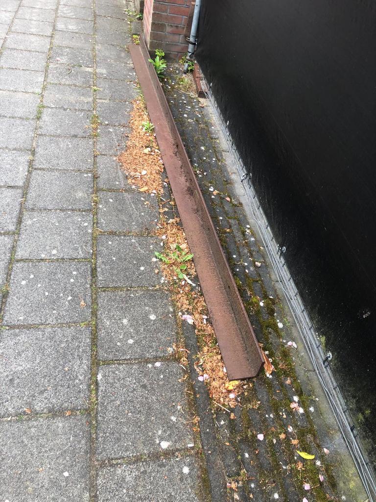 GRATIS ophalen Hoekstaal 100x100, Doe-het-zelf en Verbouw, Metalen, Ophalen of Verzenden, Nieuw
