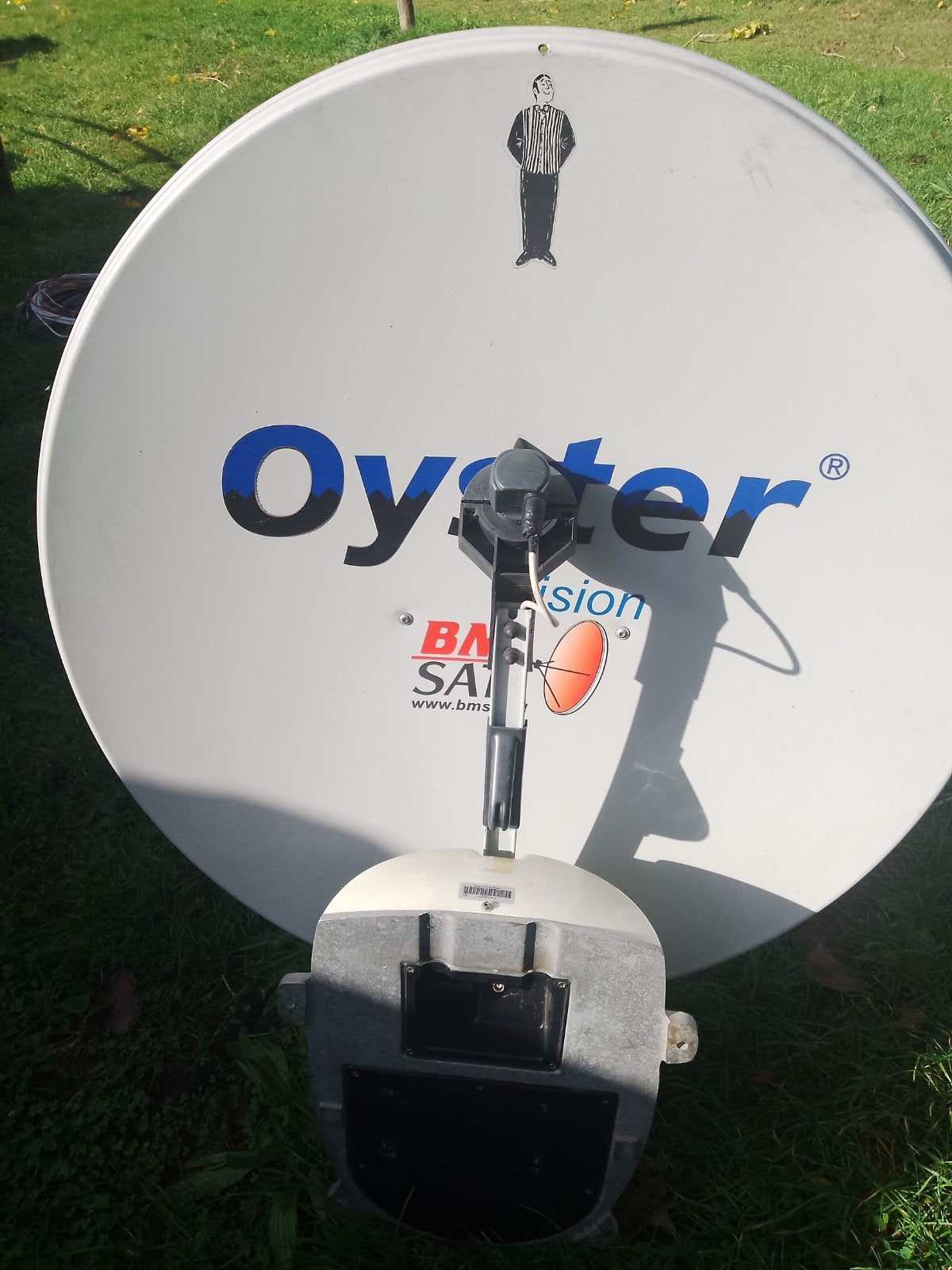 Oyster elektrische satelliet schotel, Audio, Tv en Foto, Ophalen of Verzenden, Gebruikt, (Schotel)antenne, Overige merken