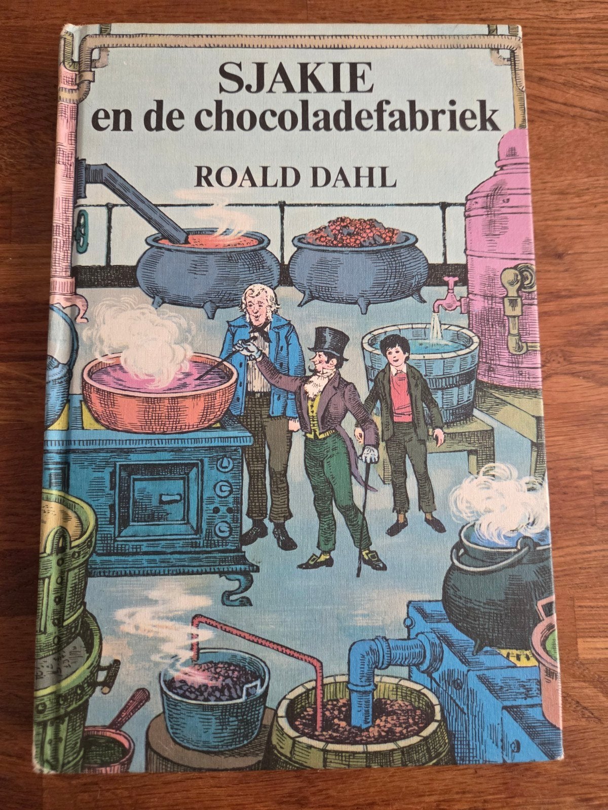 Sjakie en de chocoladefabriek - Roald Dahl, Ophalen of Verzenden, Gelezen