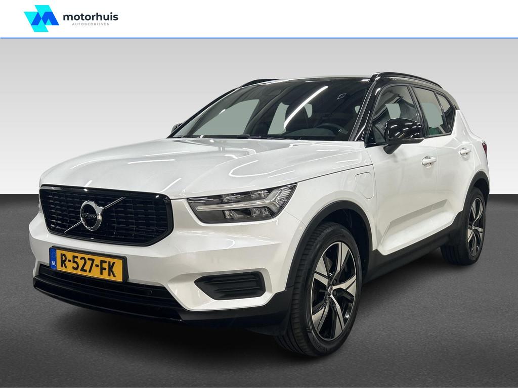 Volvo XC40 1.5 T4 211PK PHEV RECHARGE R-DESIGN NAVI TEL PDC, Auto's, Stuurwielverwarming, Wit, Bedrijf, Hybride Elektrisch/Benzine