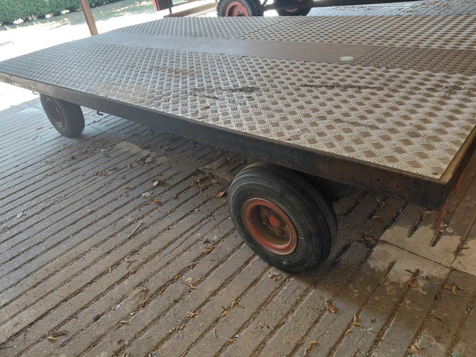 4 wiel platte wagen 370x215 cm, 100 liter of meer, Ophalen of Verzenden, Gebruikt, Overige typen