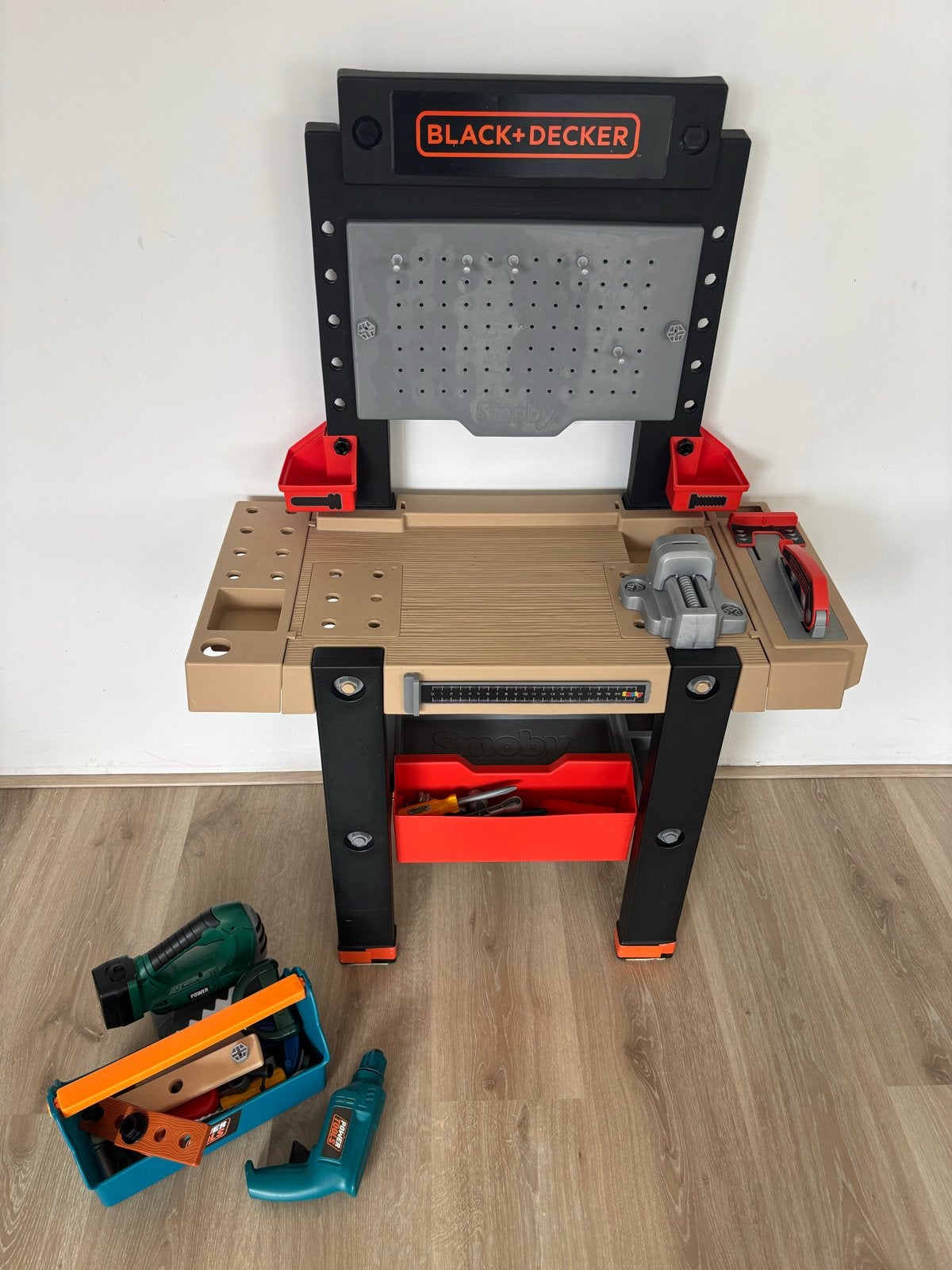 Black+Decker Smoby Werkbank met gereedschap, Ophalen of Verzenden, Gebruikt, Knutselen