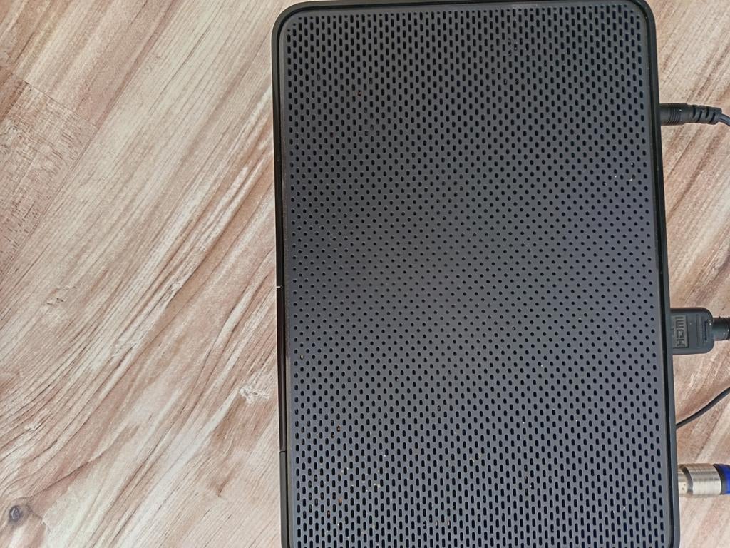 Ziggo Next Mediabox Met Afstandsbediening En Adapter, Ophalen of Verzenden, Zo goed als nieuw, Ziggo