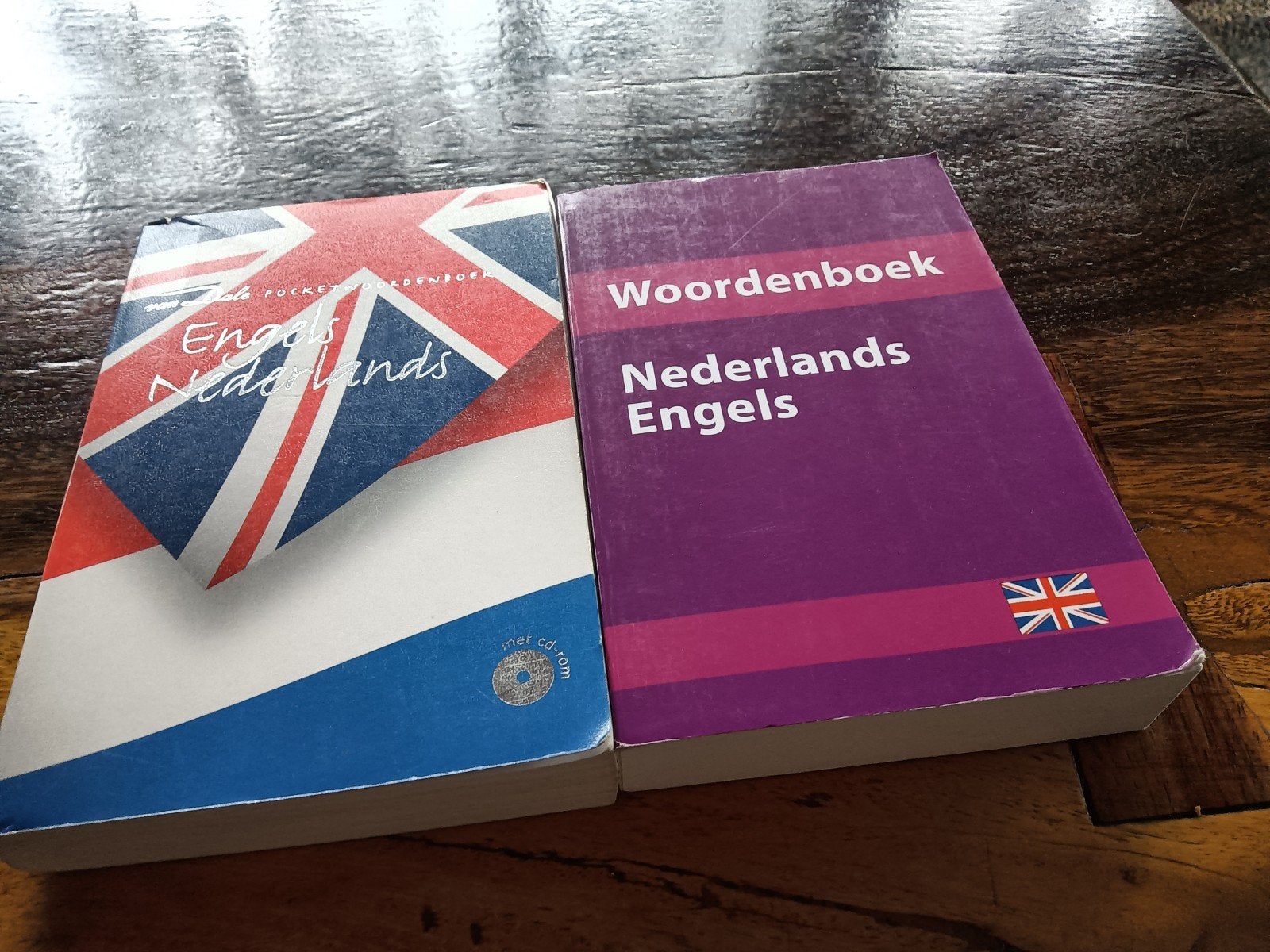 Woordenboeken Nederlands-Engels en Engels-Nederlands, Ophalen, Gelezen, Van Dale, Engels