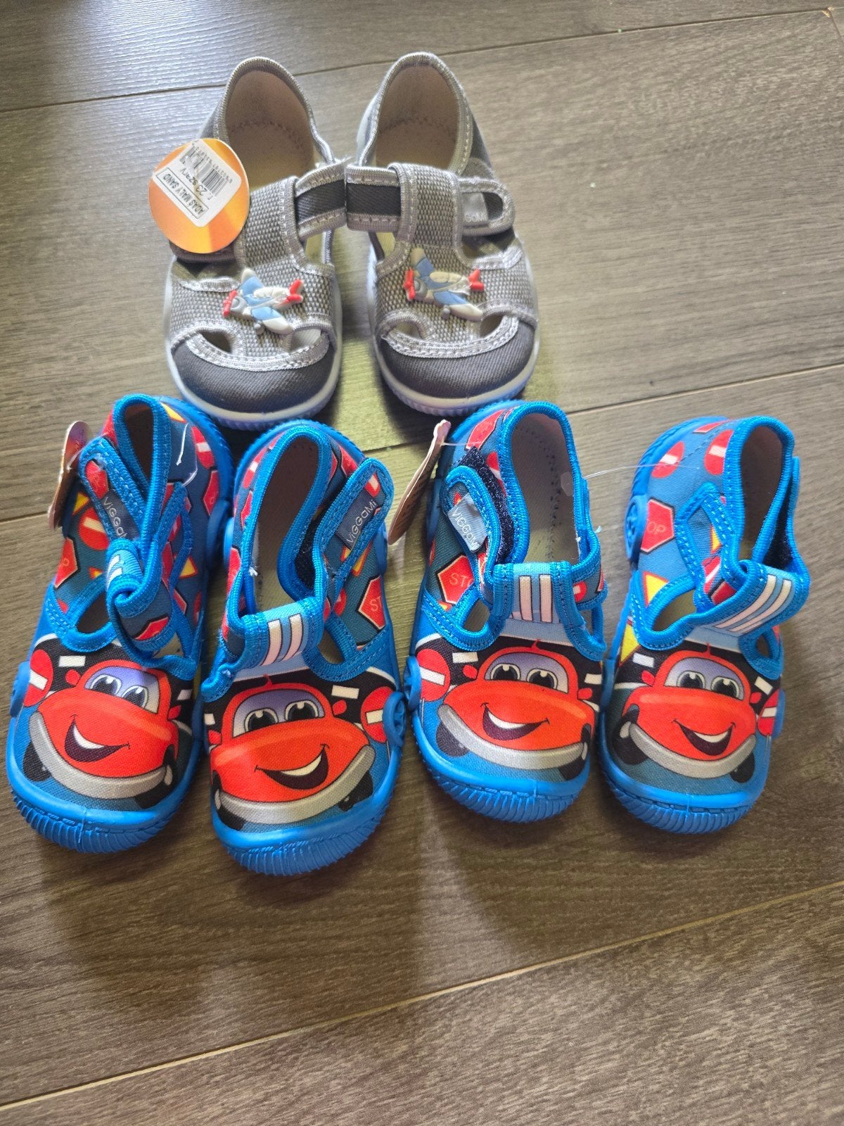 Nieuwe kinderschoenen en sandalen - diverse maten, Kinderen en Baby's, Ophalen, Viggami, Schoenen, Nieuw