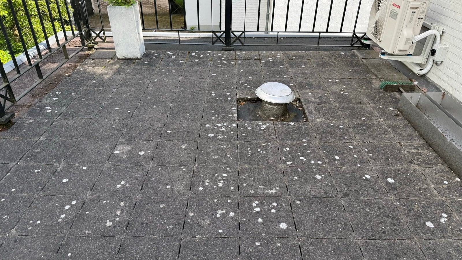 Betontegel 30x30 voor terras met waterafvoer, Ophalen, Gebruikt, Beton, Terrastegels