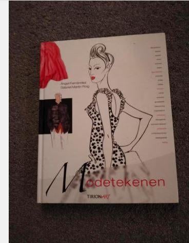 Modetekenen - Angel Fernandez, Boeken, Mode, Zo goed als nieuw, Mode algemeen, Ophalen of Verzenden