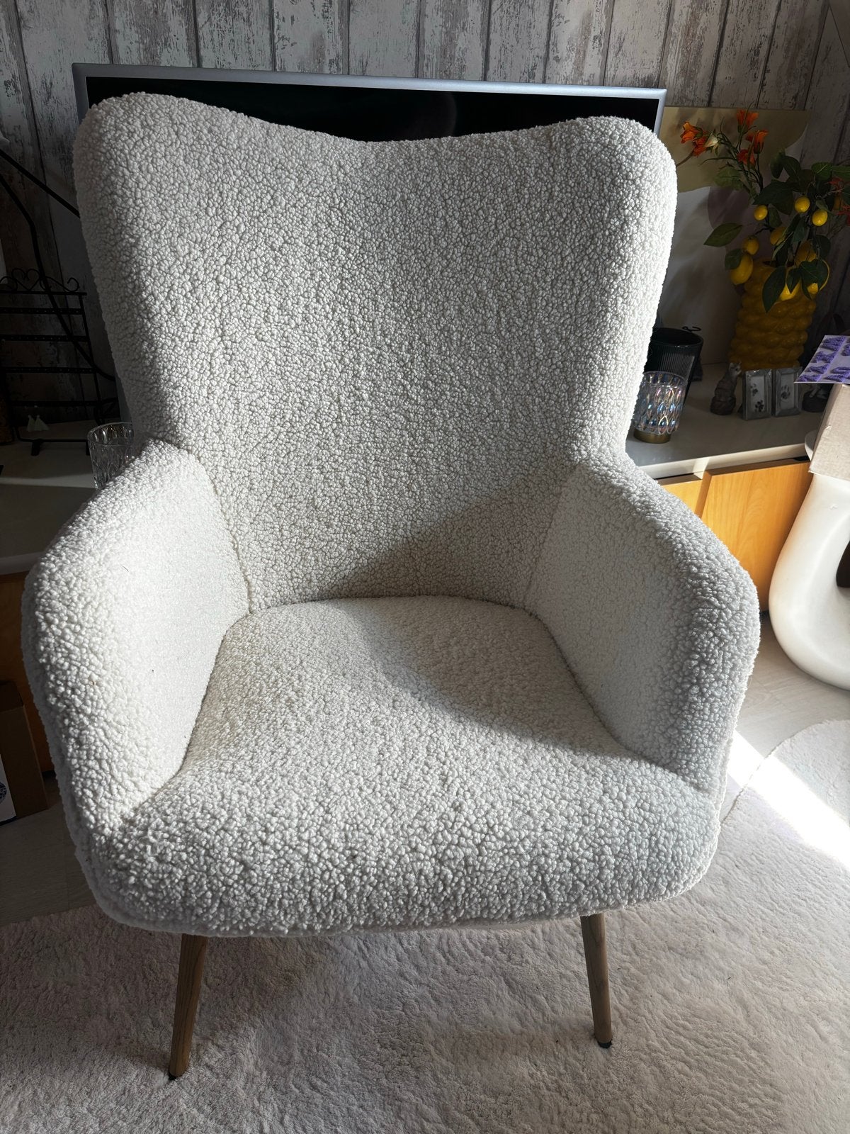 JYSK Fauteuil HUNDESTED teddy stof off-white, Huis en Inrichting, Fauteuils, Ophalen, 75 tot 100 cm, Zo goed als nieuw, Stof