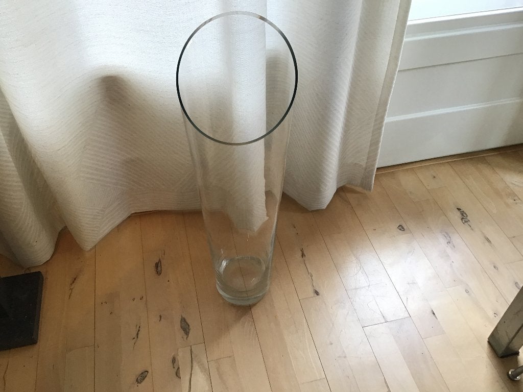 Grote glazen vaas desgewenst met blauwe takken, Ophalen, Inclusief decoratie, Transparant, 70 cm